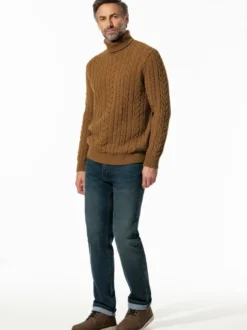 Aran-Zopfpullover
