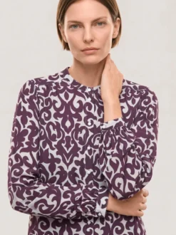 Bluse mit Seide