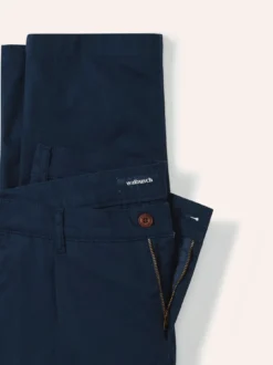 Bundfalten-Chino Feinstruktur