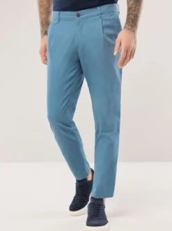 Bundfalten-Chino Feinstruktur