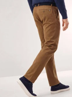 Chino inklusive Gürtel