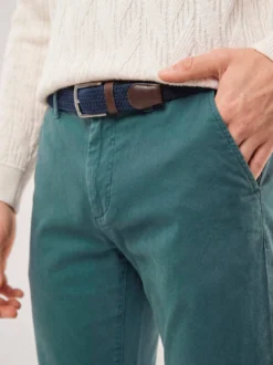 Chino inklusive Gürtel