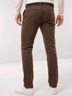 Chino inklusive Gürtel