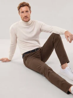 Chino inklusive Gürtel