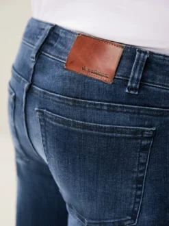 Comfort-Flex Jeans
