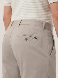 Elastische Chino aus Baumwolle