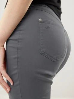 Extraglatt Baumwollhose Feminine F