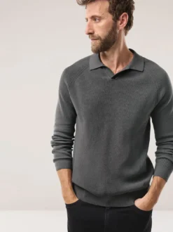 Gerippter Polopullover