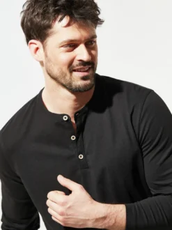 Henley-Shirt