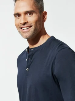 Henley-Shirt