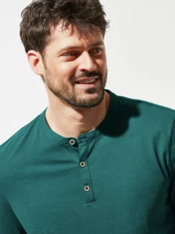 Henley-Shirt