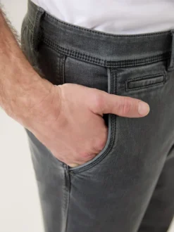 Husky-Jeans Chino