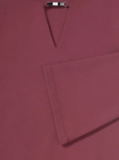 Kleid A-Linie mit Ausschnittdetail