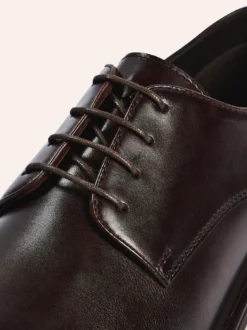 Leder Derby