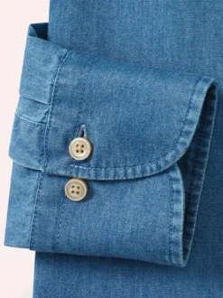 Leichtes Jeans-Hemd
