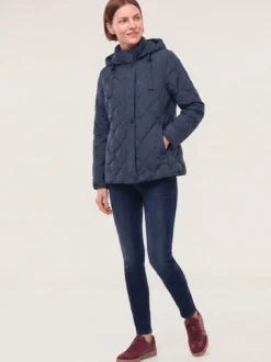 Leichte Steppjacke mit Rautenmuster ohne Nähte