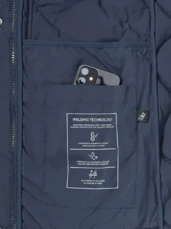 Leichte Steppjacke mit Rautenmuster ohne Nähte
