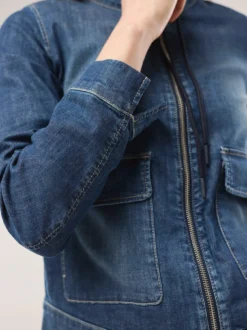 Leichtjacke aus Denim