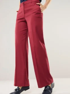 Marlenehose mit Struktur