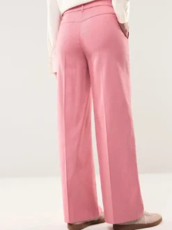 Marlenehose mit Struktur