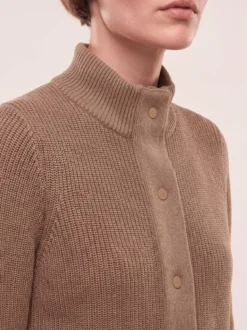 Patentstrickjacke aus Baumwolle