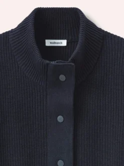 Patentstrickjacke aus Baumwolle