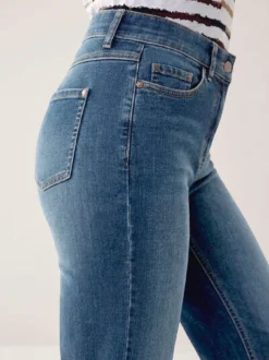 5 Pocket Jeans mit weitem Bein