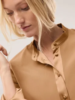 Polo Bluse aus Seide