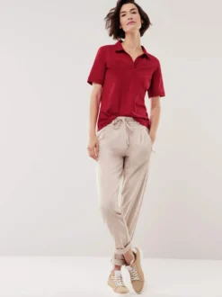 Poloshirt Lochstickerei