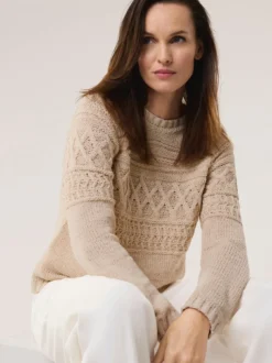 Pullover aus softem Bändchengarn