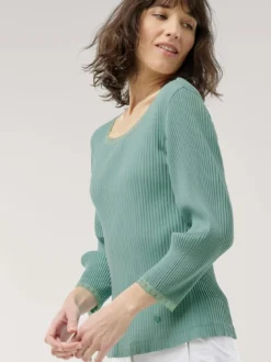 Rippshirt Spitzendetail