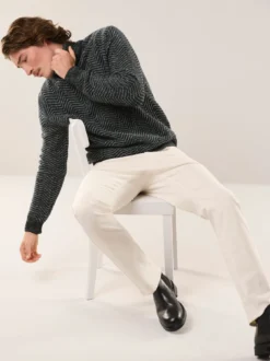 Rollkragenpullover mit Fischgratm.