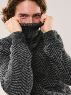 Rollkragenpullover mit Fischgratm.