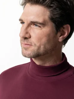 Rollkragen-Shirt