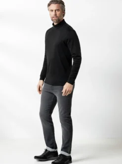 Rollkragen-Shirt