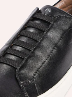 Smart Casual Sneaker