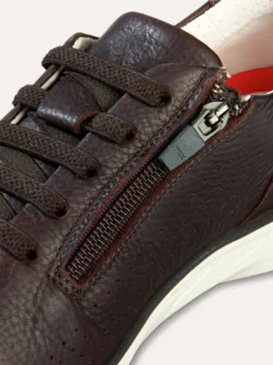 Smart Sneaker Wasserabweisend