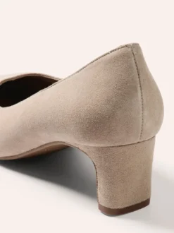 Soft Pumps