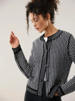 Strickjacke Chic & Go