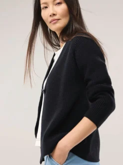 Strickjacke in Patentstrick