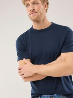 T-Shirt mit Leinen