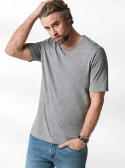 T-Shirt V-Ausschnitt