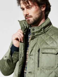 Ultraskin Leichtstepp Jacke