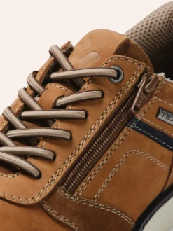 Wasserdichter Sneaker