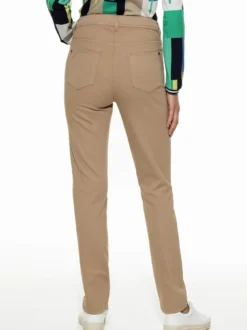 Yoga-Schlupfjeans
